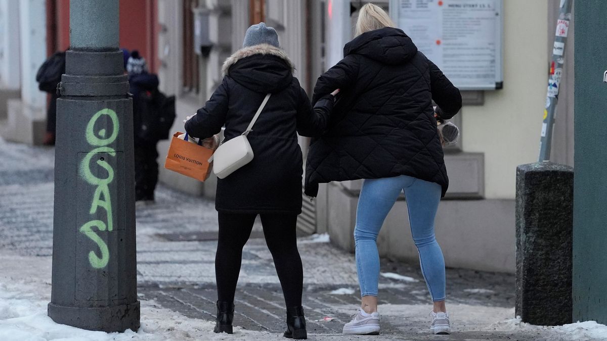 Léčení zimních úrazů stojí zhruba dvě miliardy za sezónu